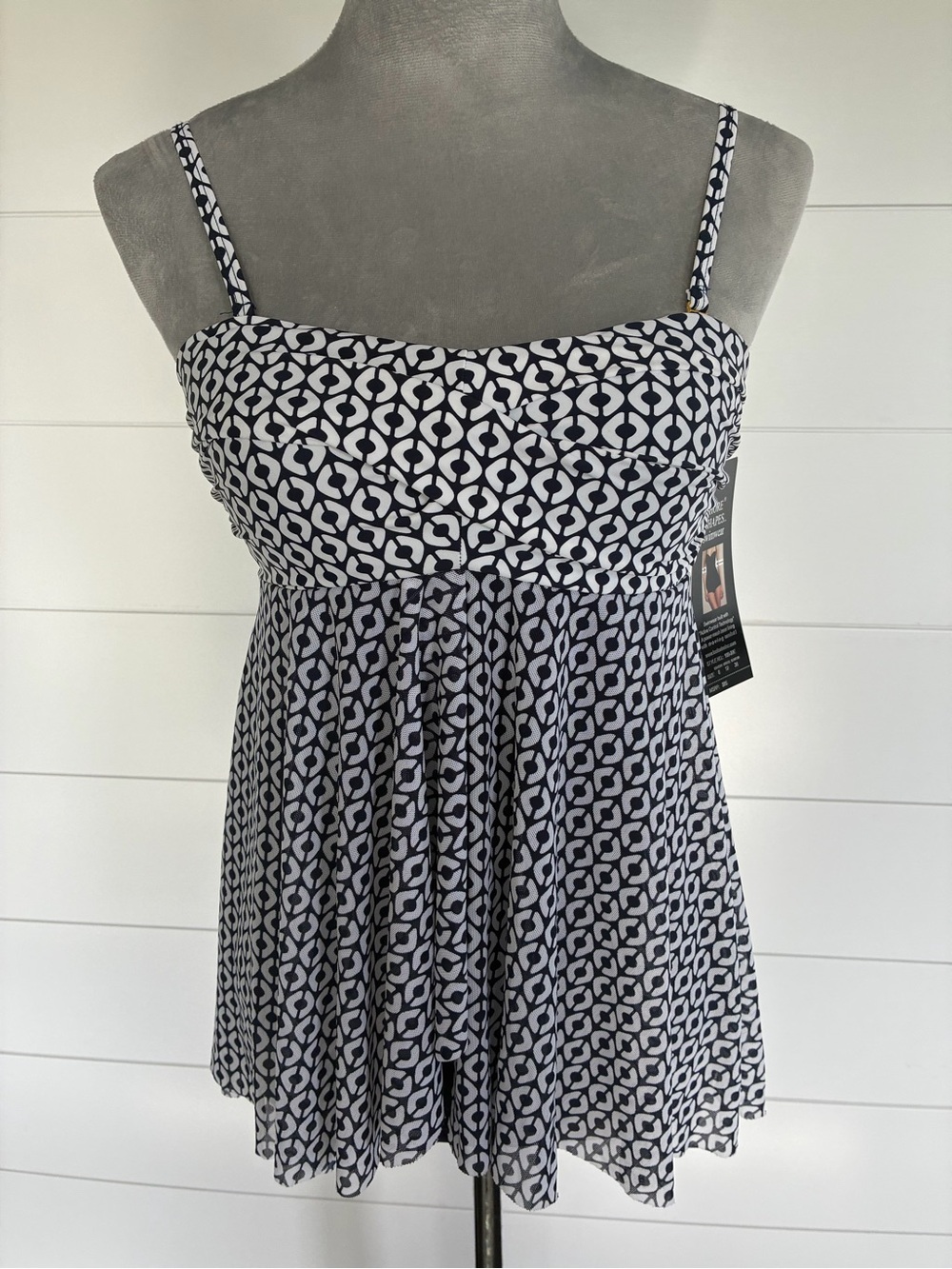 Shore Shapes Swimwear Active Control Technology Sz 8 NWT/0279